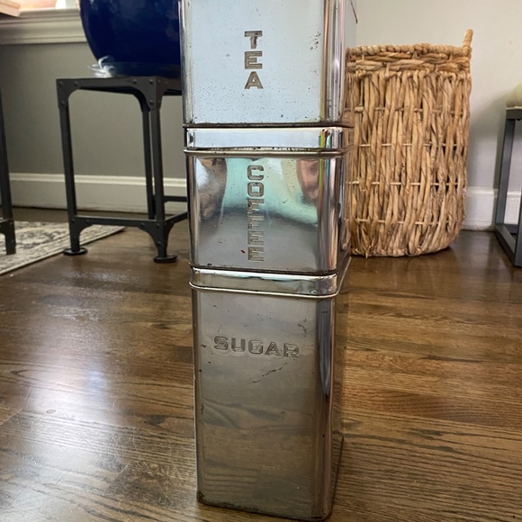 Retro/Vintage Lincoln Beautyware Chrome Canister Set - Picture 7 of 9